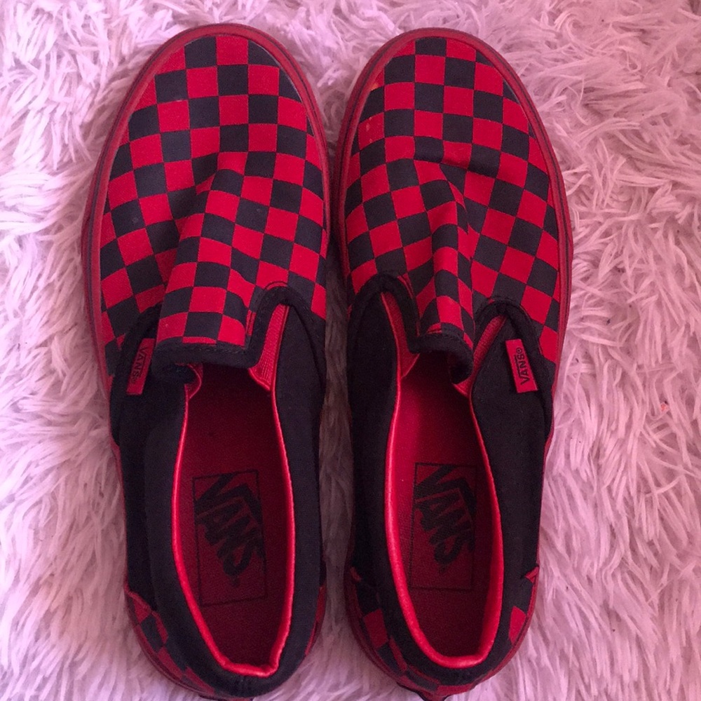 black and red checkered vans